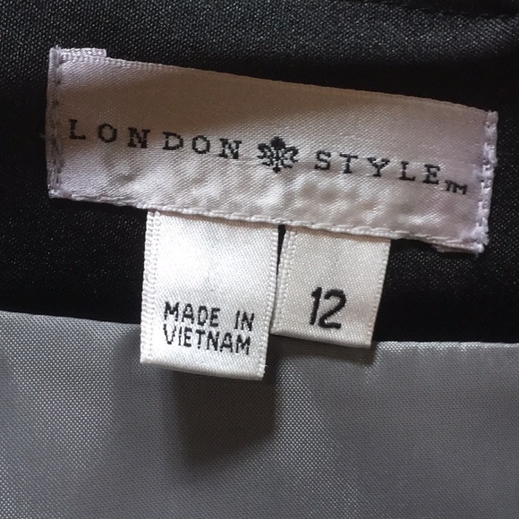 London Style Dress - Picture 3 of 4